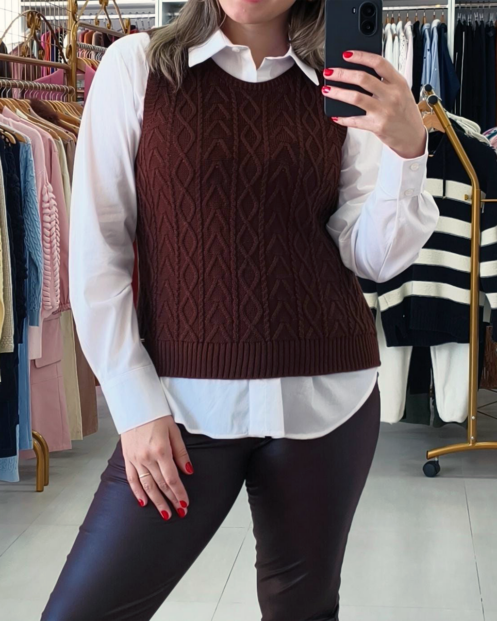 Conjunto com colete de tricot e camisa de manga longa 201295