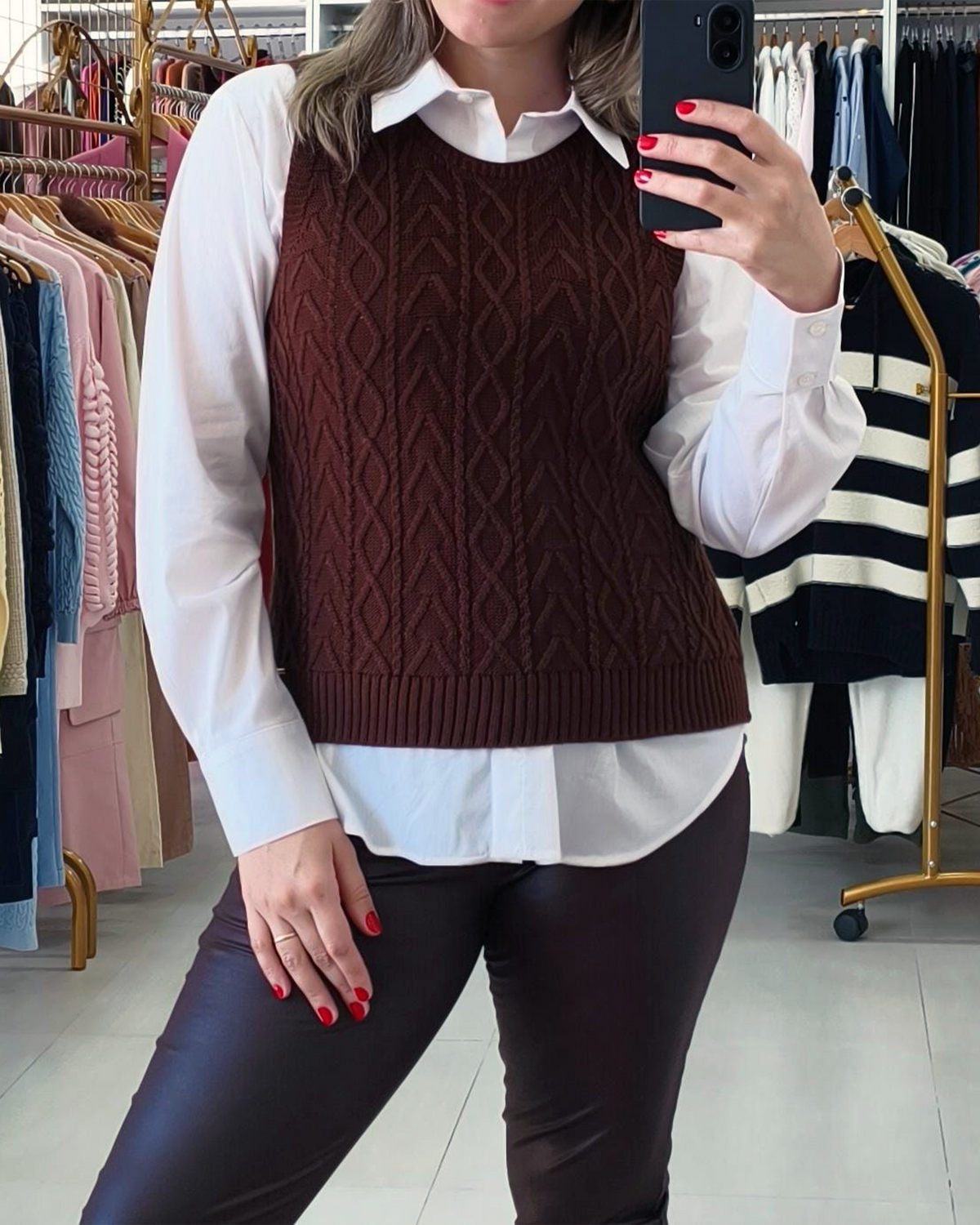 Conjunto com colete de tricot e camisa de manga longa 201295