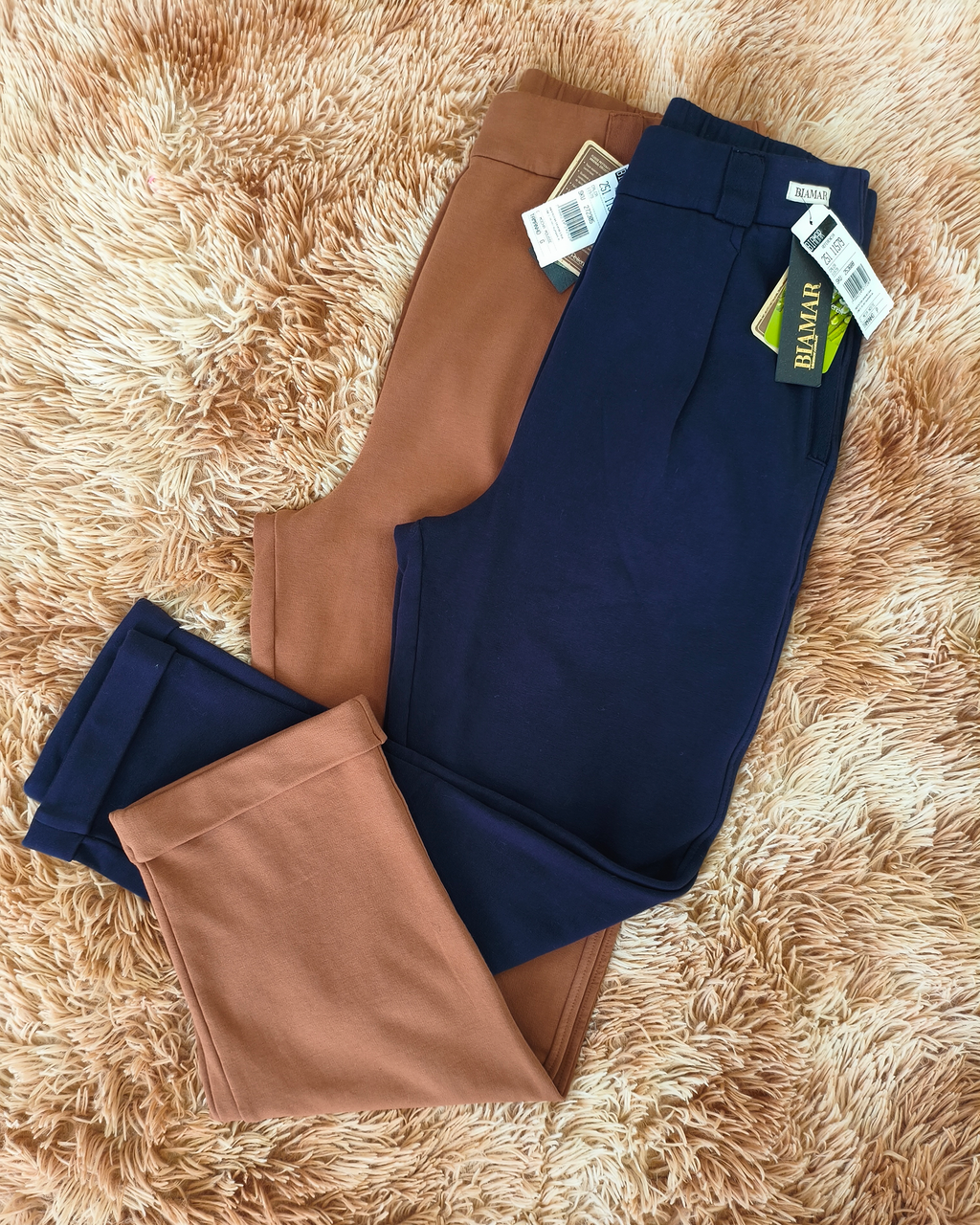 Calça em algodão com bolsos faca e barra dobrada Biamar