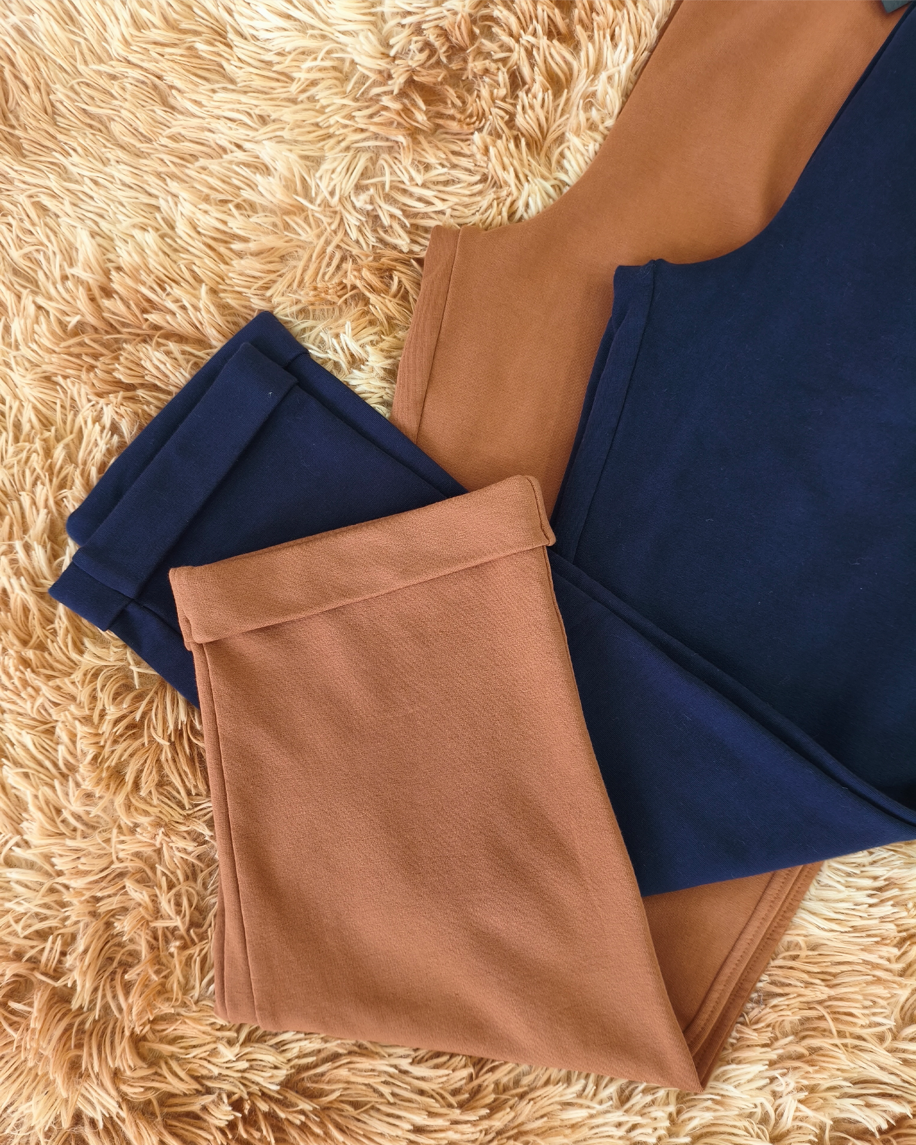 Calça em algodão com bolsos faca e barra dobrada Biamar