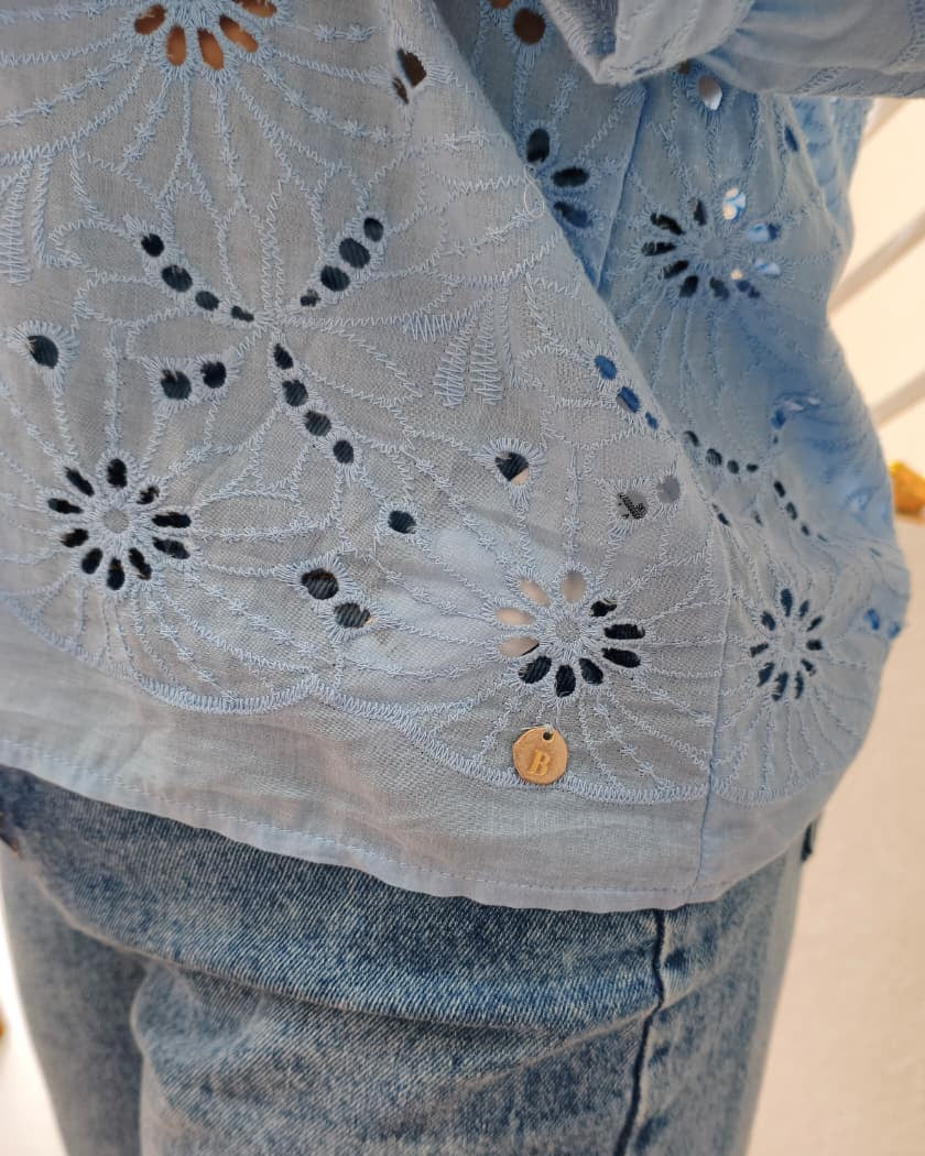 Blusa em laise Biamar 12305