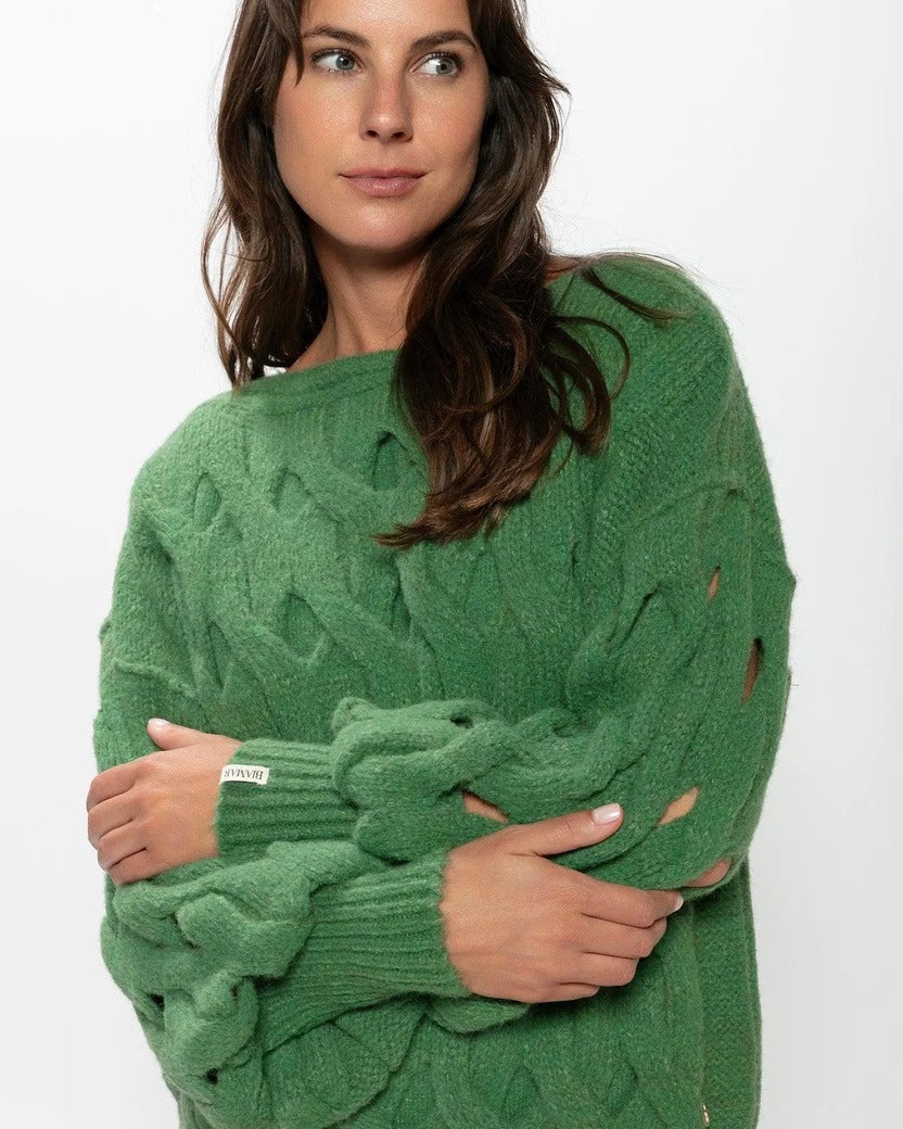 Blusa pontos vazados com gola canoa mangas cava quadrada Biamar 11388