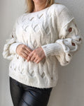 Blusa pontos vazados com gola canoa mangas cava quadrada Biamar 11388